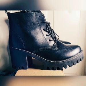 Platform boots
